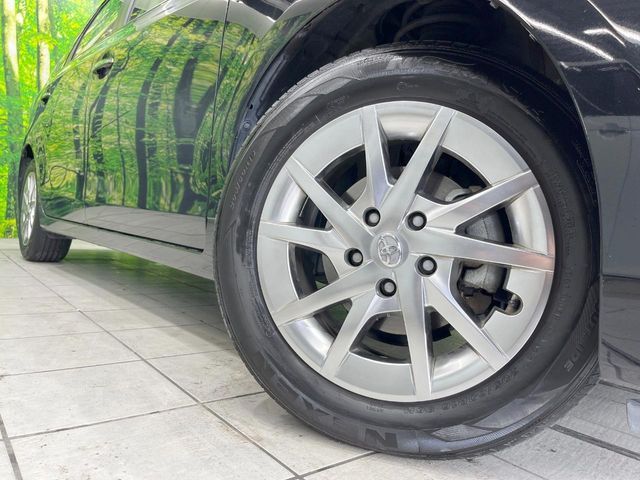 TOYOTA PRIUS ALPHA 2019 Image 31