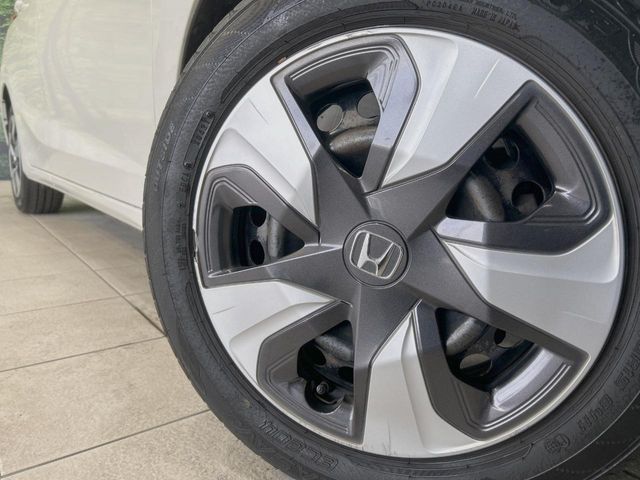 HONDA FIT HYBRID 2017 Image 31