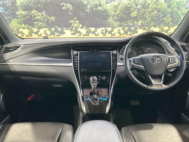 TOYOTA HARRIER 2WD 2017 Image 31