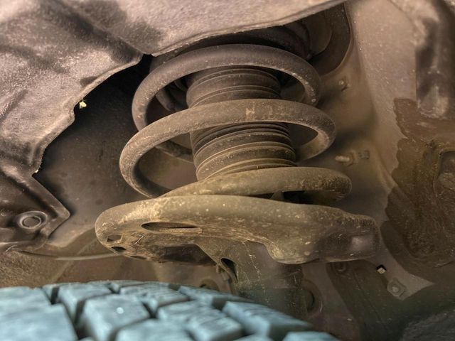 TOYOTA HARRIER 2WD 2017 Image 31