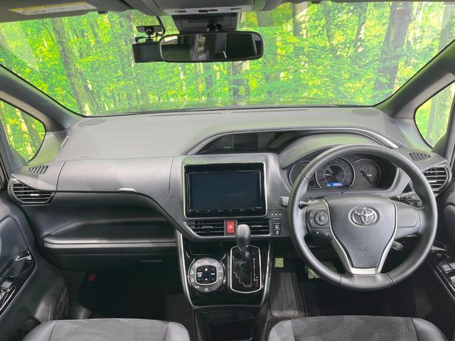 TOYOTA VOXY 2021 Image 31