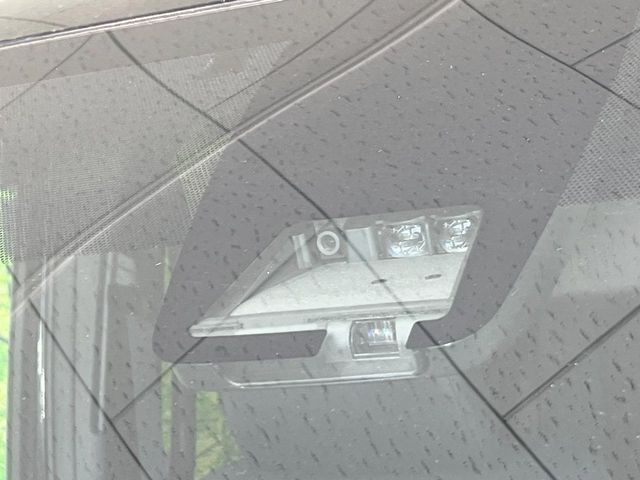 TOYOTA VOXY 2021 Image 31