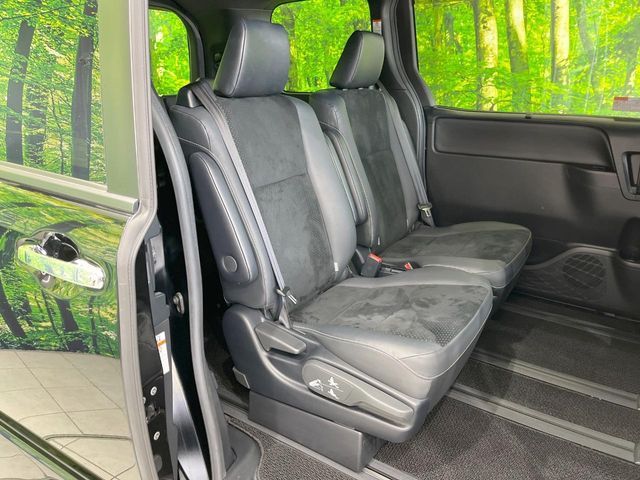 TOYOTA VOXY 2021 Image 31