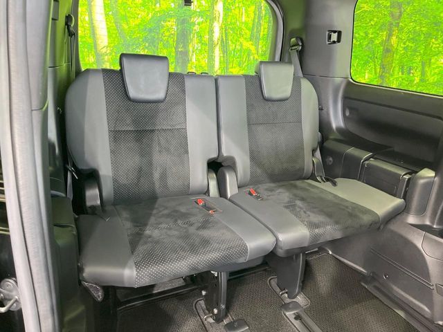 TOYOTA VOXY 2021 Image 31