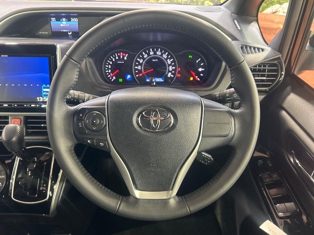 TOYOTA VOXY 2021 Image 31