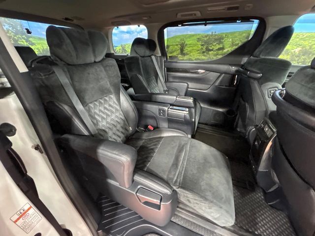 TOYOTA ALPHARD 2016 Image 31