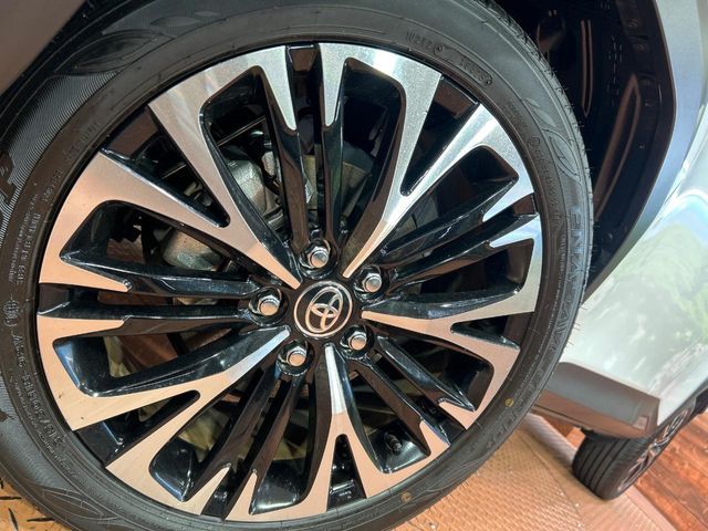 TOYOTA YARIS CROSS HYBRID 2025 Image 31