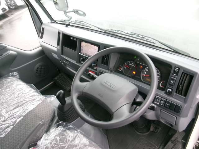 ISUZU ELF 2018 Image 31