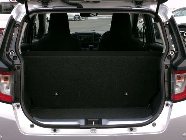 DAIHATSU MIRA E:S 2017 Image 31