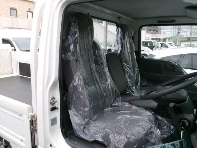 ISUZU ELF 2019 Image 31