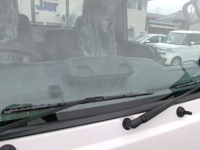 ISUZU ELF 2019 Image 31