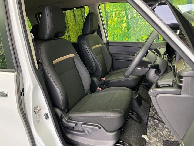 NISSAN SERENA  WG 2024 Image 31