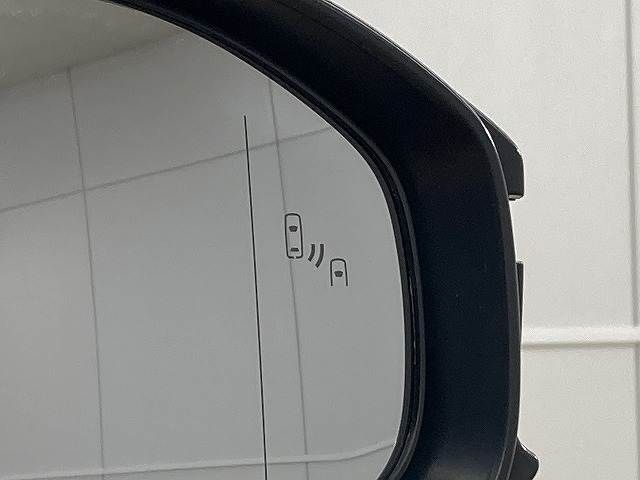 TOYOTA CROWN CROSSOVER 2022 Image 31