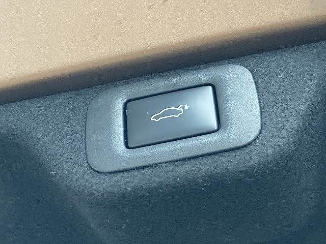 TOYOTA CROWN CROSSOVER 2022 Image 31