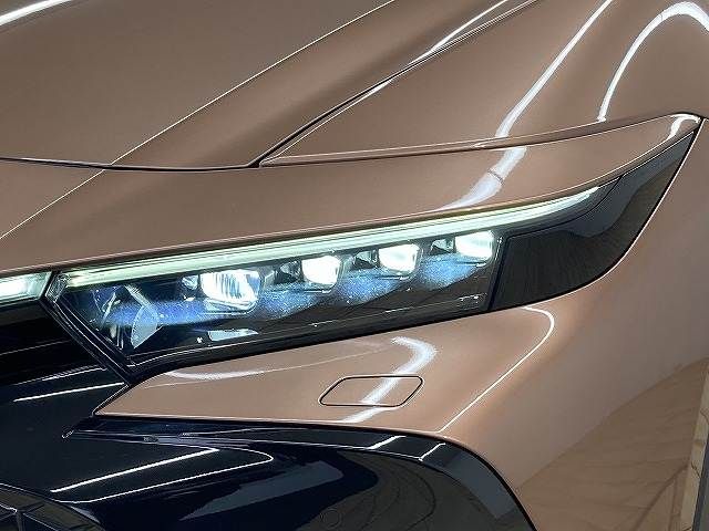 TOYOTA CROWN CROSSOVER 2022 Image 31