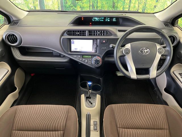 TOYOTA AQUA 2013 Image 31