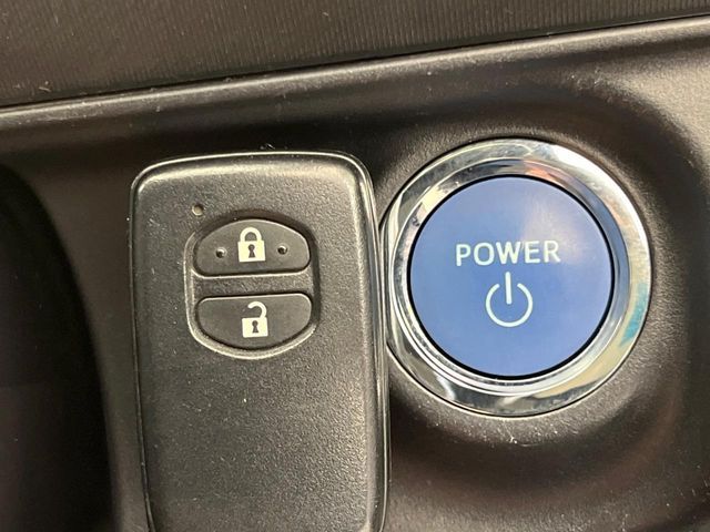 TOYOTA AQUA 2013 Image 31