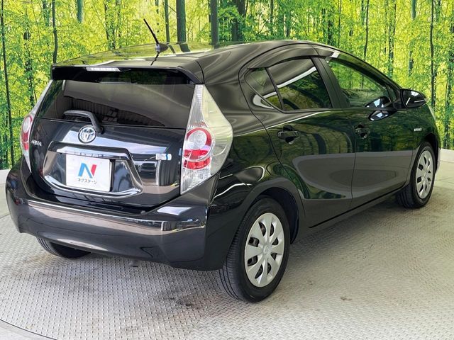 TOYOTA AQUA 2013 Image 31