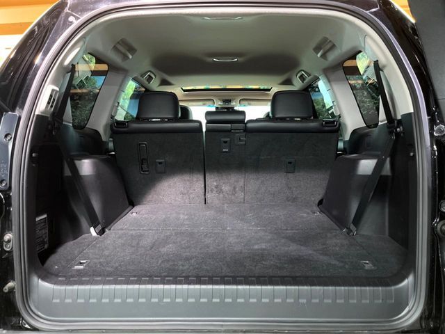TOYOTA LANDCRUISER PRADO 2023 Image 31