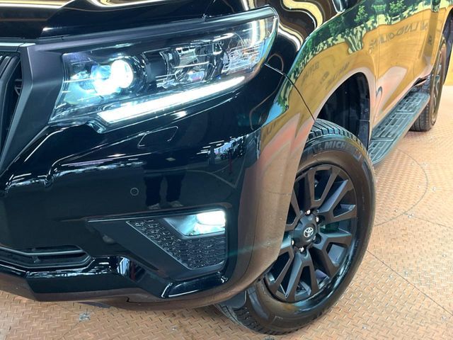 TOYOTA LANDCRUISER PRADO 2023 Image 31
