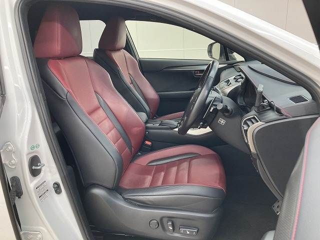 TOYOTA LEXUS NX300H 2015 Image 31