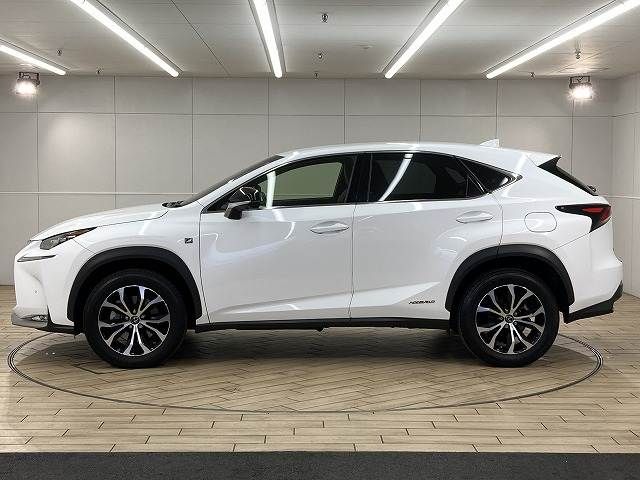 TOYOTA LEXUS NX300H 2015 Image 31