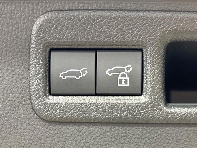 TOYOTA HARRIER 2WD 2021 Image 31