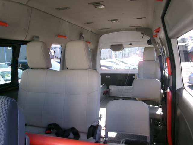 NISSAN NV350 CARAVAN 2020 Image 31