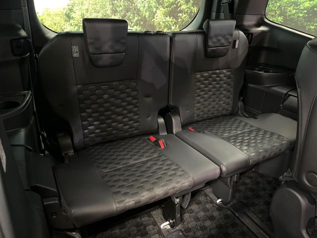 TOYOTA VOXY HYBRID 2024 Image 31