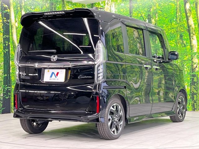 HONDA N BOX 2019 Image 31