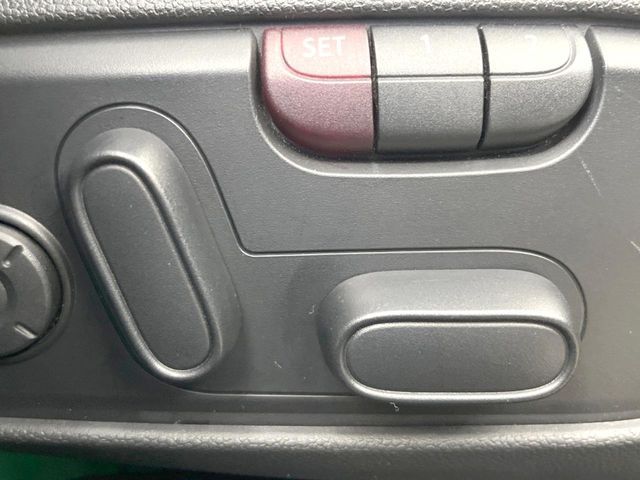 BMW MINI COOPER SD C 2017 Image 31