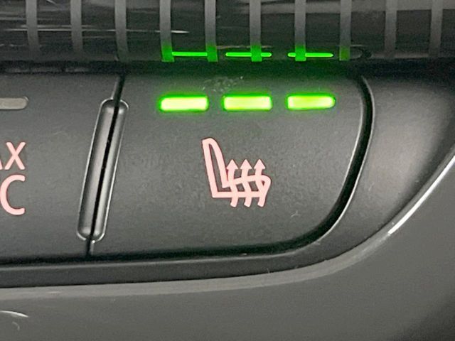 BMW MINI COOPER SD C 2017 Image 31