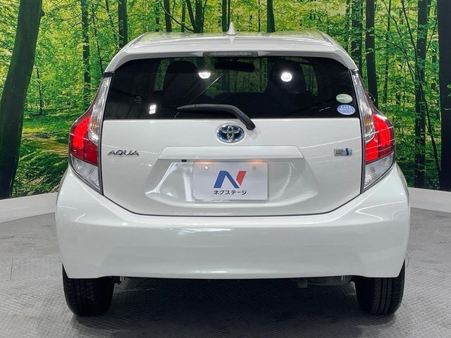 TOYOTA AQUA 2015 Image 31