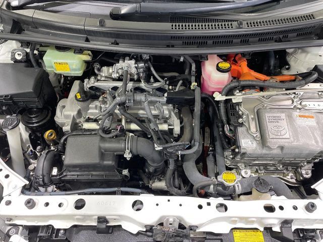 TOYOTA AQUA 2015 Image 31