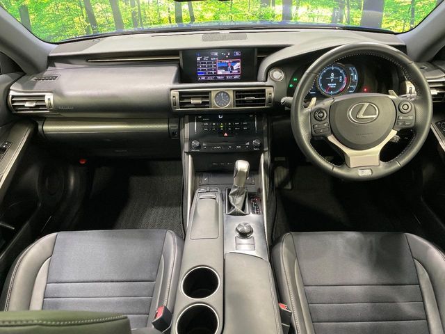 TOYOTA LEXUS IS350 2013 Image 31