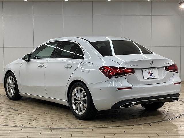 MERCEDES BENZ A CLAS 2019 Image 31