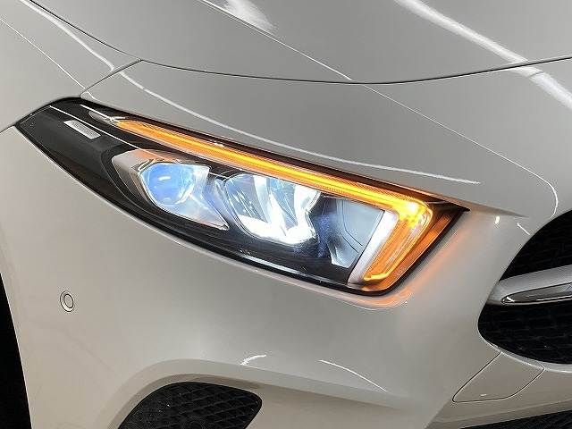 MERCEDES BENZ A CLAS 2019 Image 31