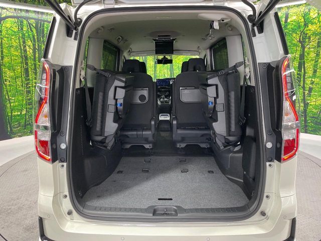 NISSAN SERENA  WG 2022 Image 31