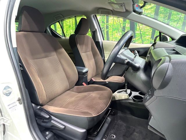 TOYOTA AQUA 2014 Image 31