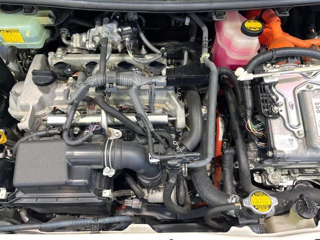 TOYOTA AQUA 2014 Image 31