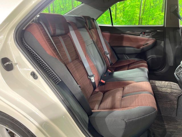 TOYOTA CROWN SEDAN HYBRID 2013 Image 31