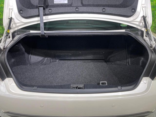 TOYOTA CROWN SEDAN HYBRID 2013 Image 31