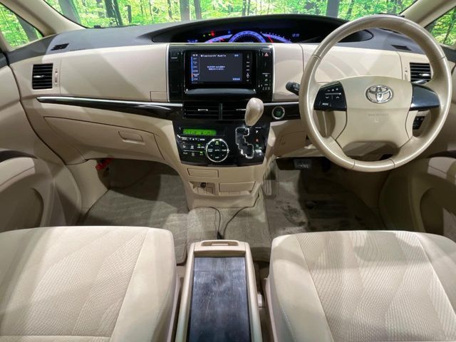 TOYOTA ESTIMA 2013 Image 31