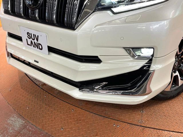 TOYOTA LANDCRUISER PRADO 2023 Image 31