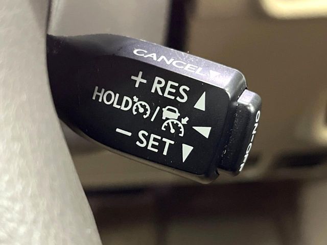 TOYOTA LANDCRUISER PRADO 2023 Image 31