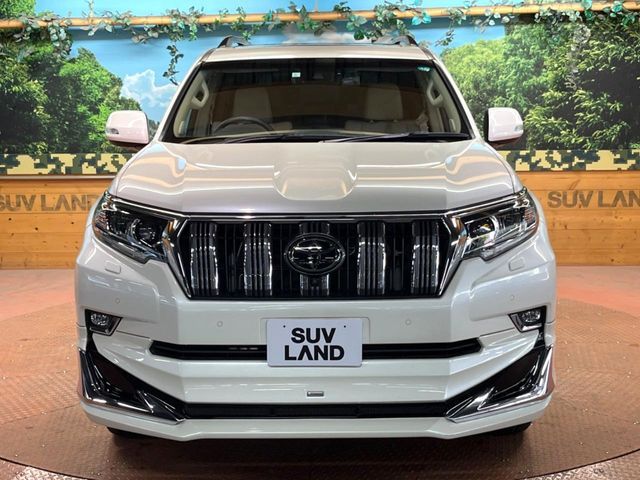 TOYOTA LANDCRUISER PRADO 2023 Image 31