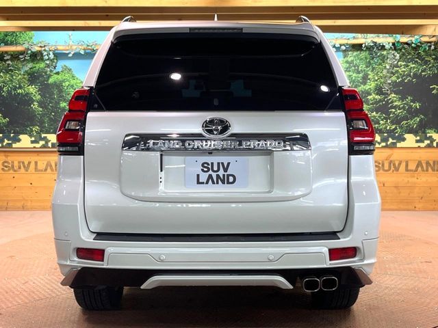 TOYOTA LANDCRUISER PRADO 2023 Image 31