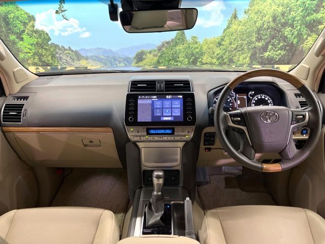 TOYOTA LANDCRUISER PRADO 2023 Image 31