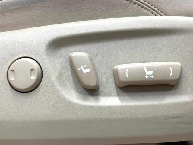 TOYOTA LANDCRUISER PRADO 2023 Image 31