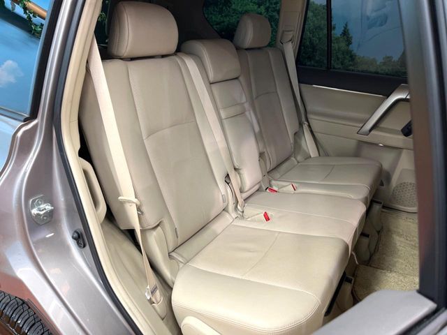 TOYOTA LANDCRUISER PRADO 2023 Image 31